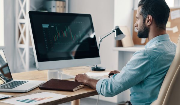 envato-controlling-data-2022-12-16-13-23-33 Urh. gstockstudio web